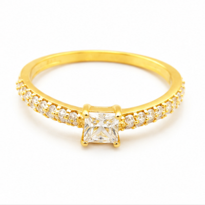 GPS WHITE STONE RING
