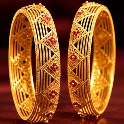 Classic 22KT 916 Hallmarked Gold Bangles (Pair)
