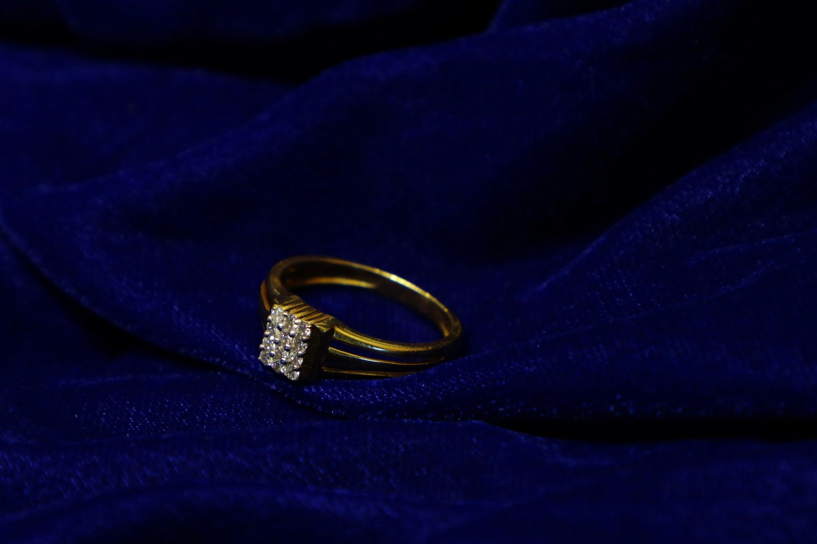 Customized wedding rings and bridal gold jewellery in Thudiyalur Coimbatore
